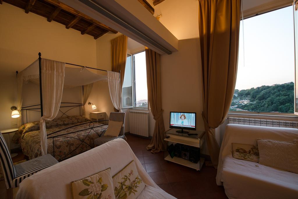 Casa Vacanze Palazzo Primoli อาริชชา ภายนอก รูปภาพ